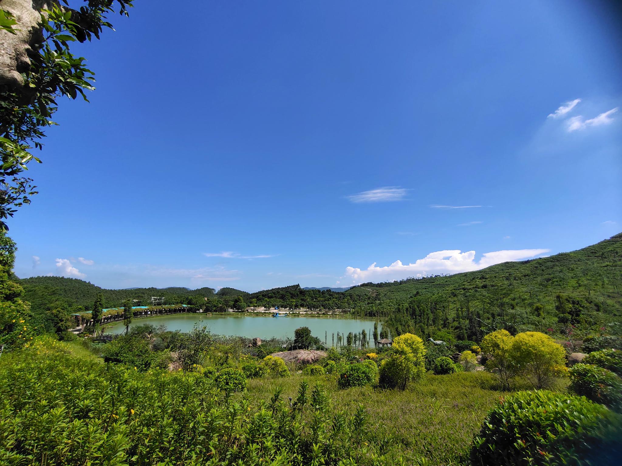 ps怎么制作白云