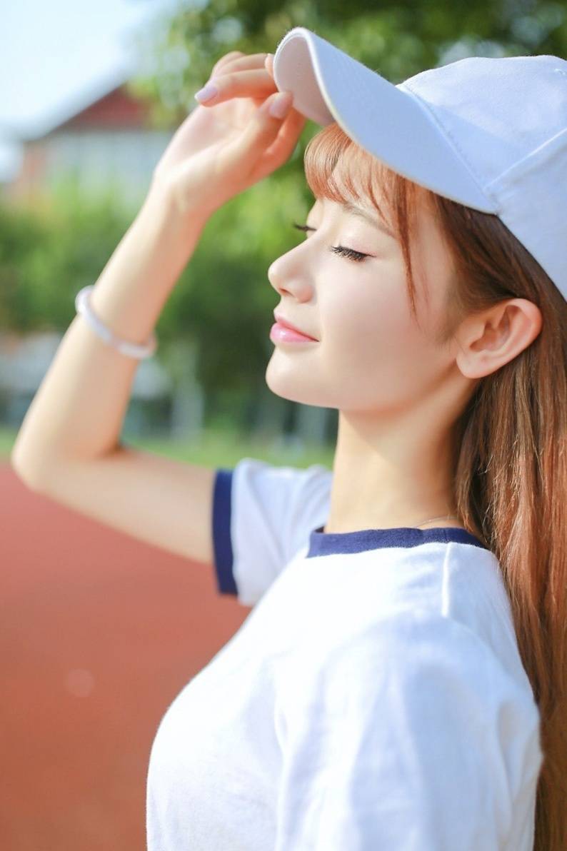 清纯美丽的运动系女生,好清新脱俗._高清图集_新浪网