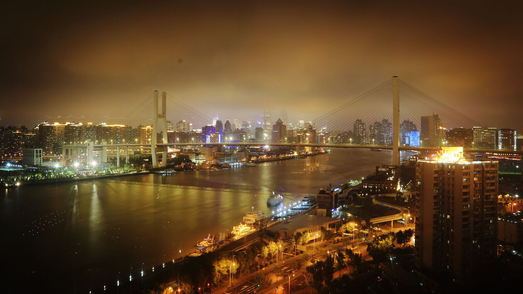 上海世博洲际酒店豪华江景房组图|洲际酒店|豪华|上海世博_新浪新闻