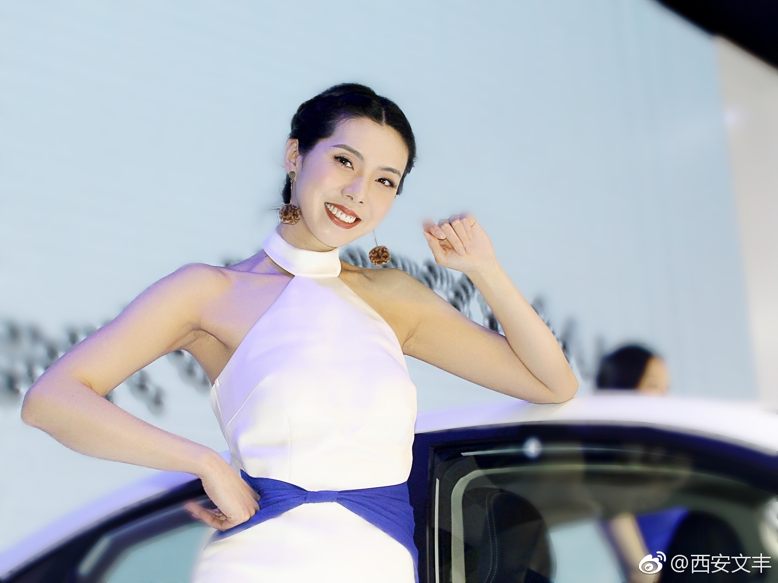 西安五一车展吉利车模高燕