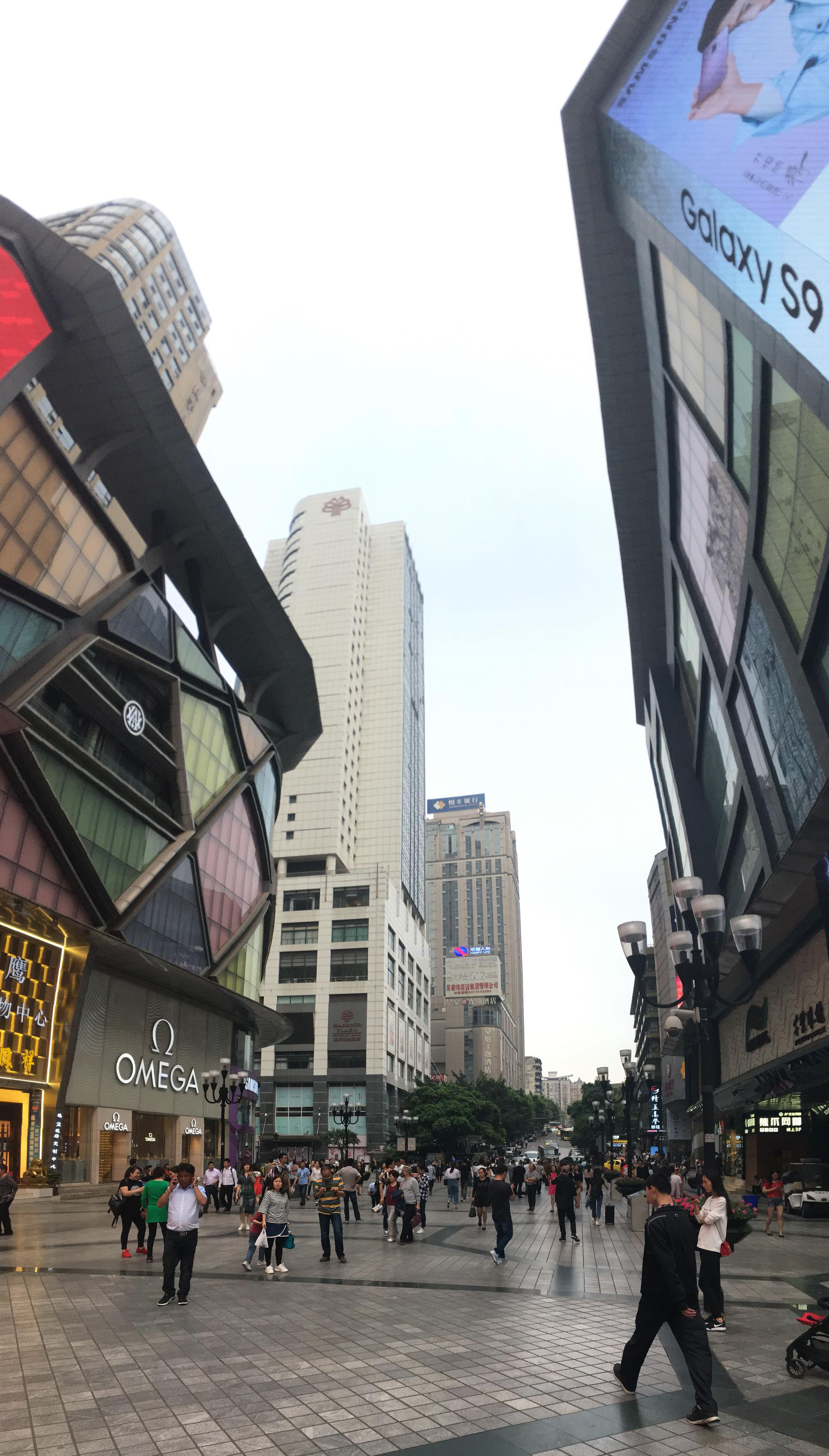 实拍原图今日重庆解放碑实景欣赏生活在他乡的你