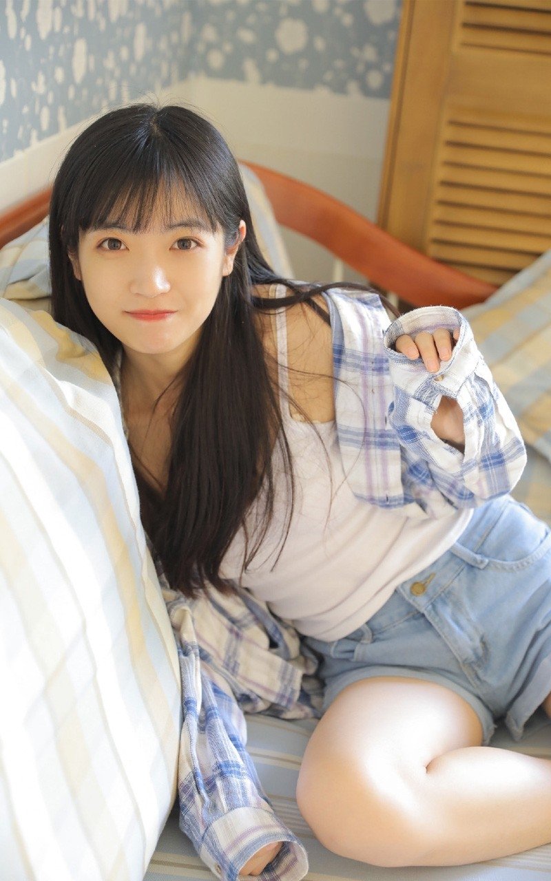 清新可爱的萌妹纸,很喜欢.