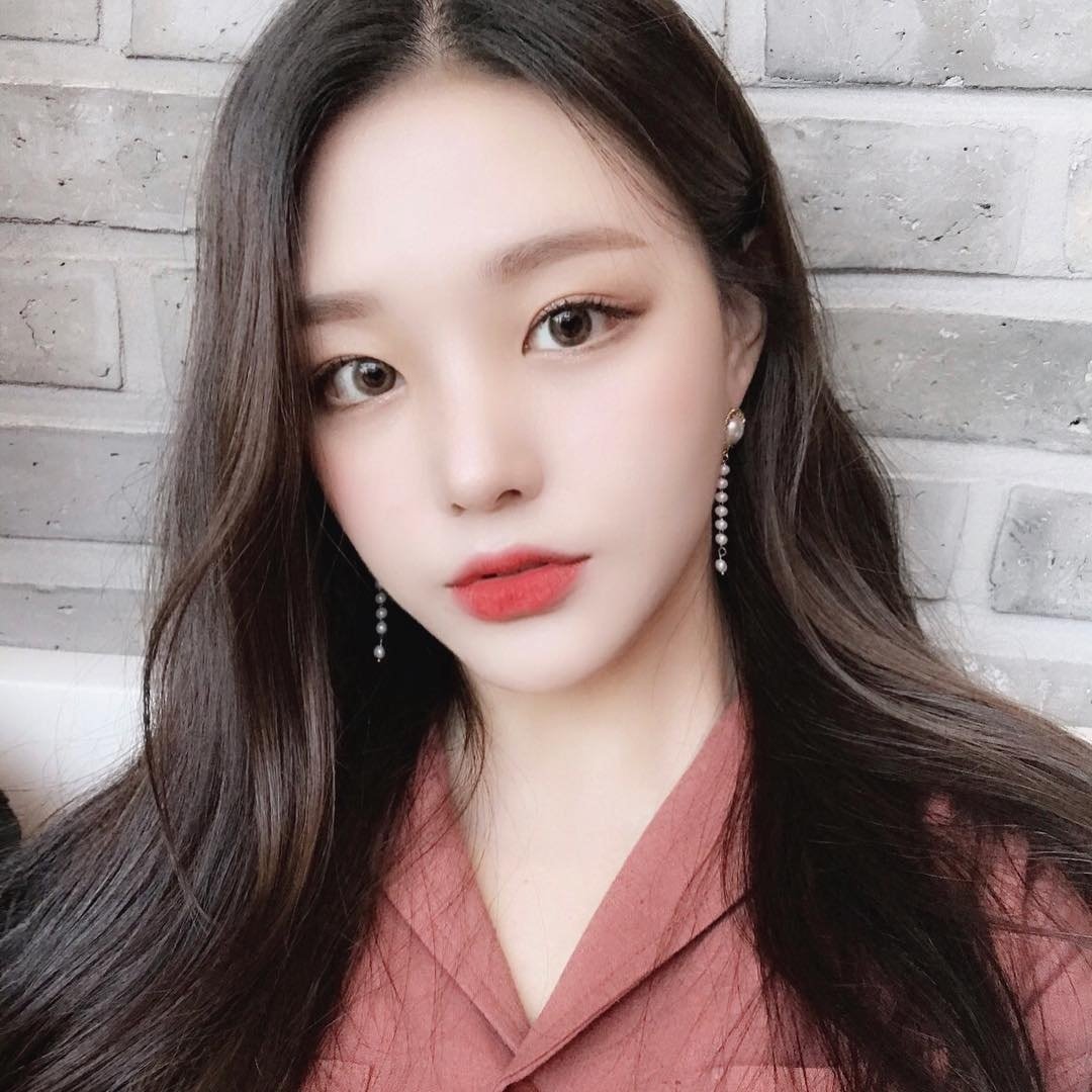 颜值高的美女自拍确实好看