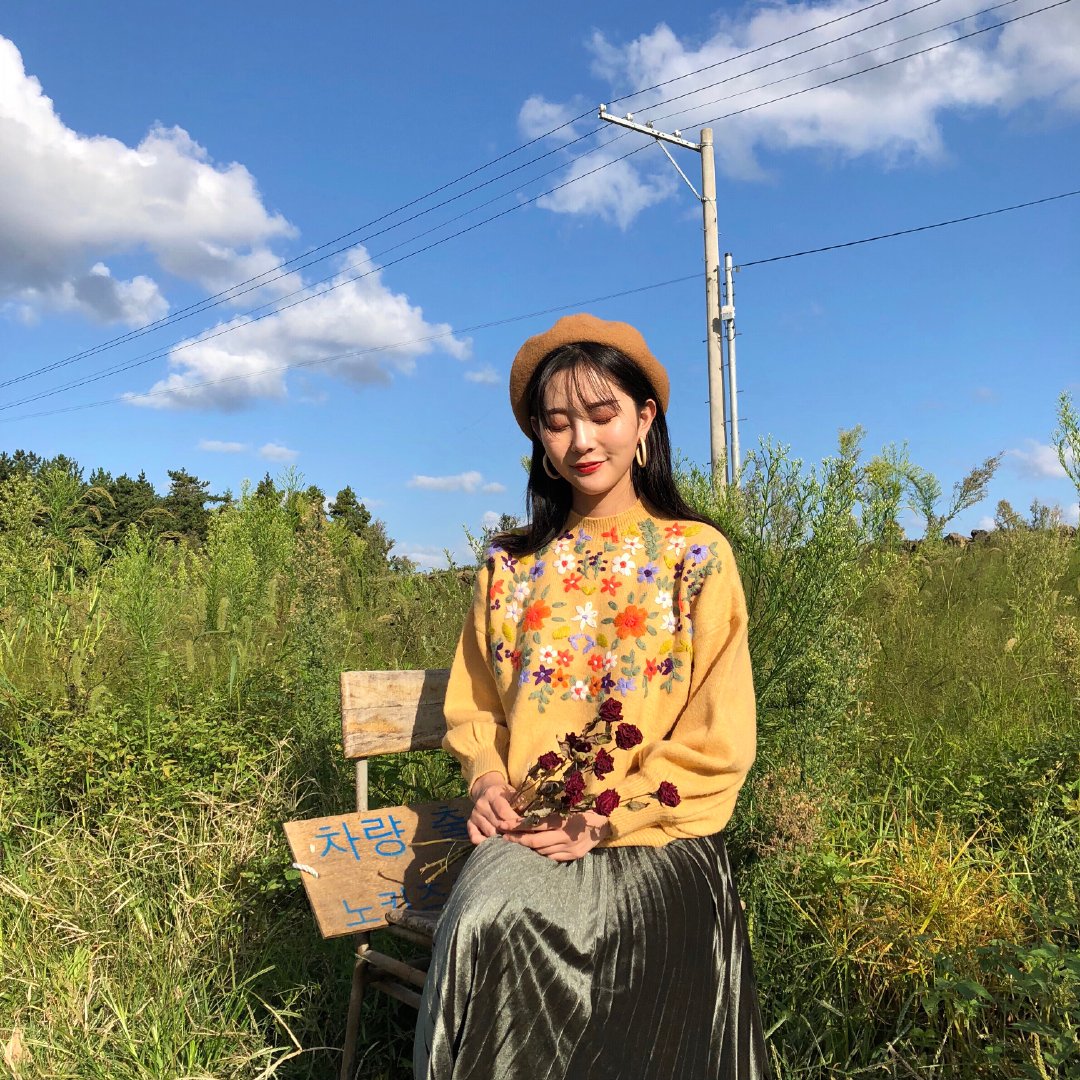 可盐可甜的美女,面容很精致美丽哦._高清图集_新浪网