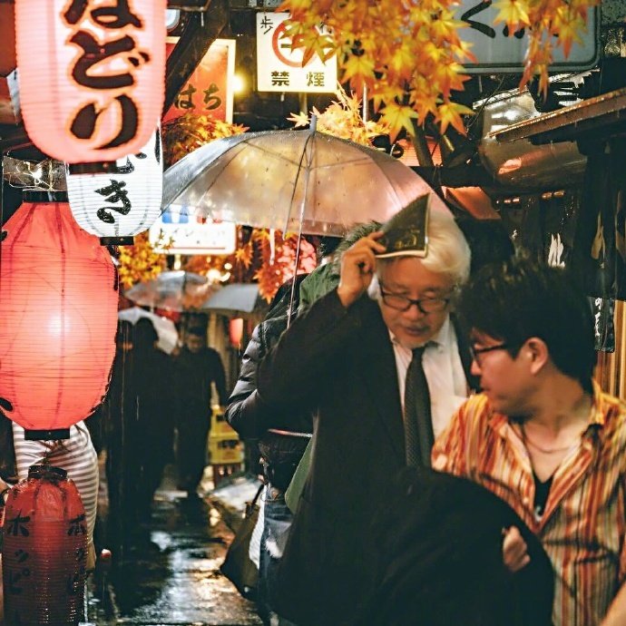 日本的夜晚巷弄街景__财经头条