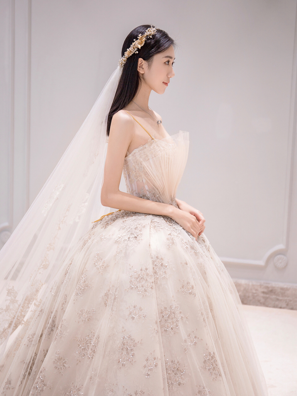 最美的新娘穿漂亮的婚纱这一定是一场浪漫的婚礼