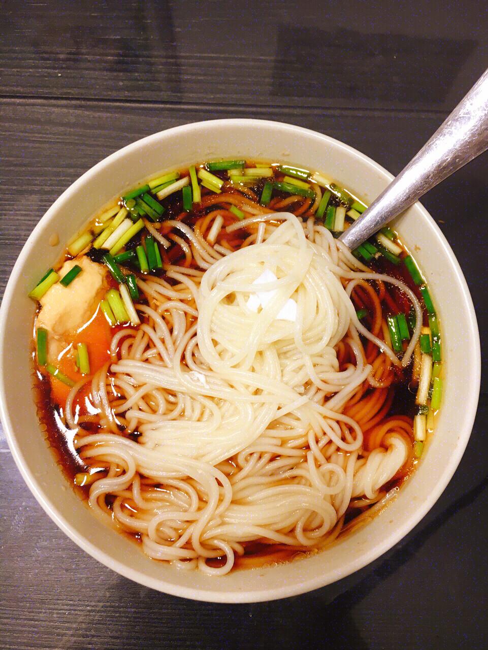 懒人早餐面,温暖到心坎里的美食,简单快手又美味.