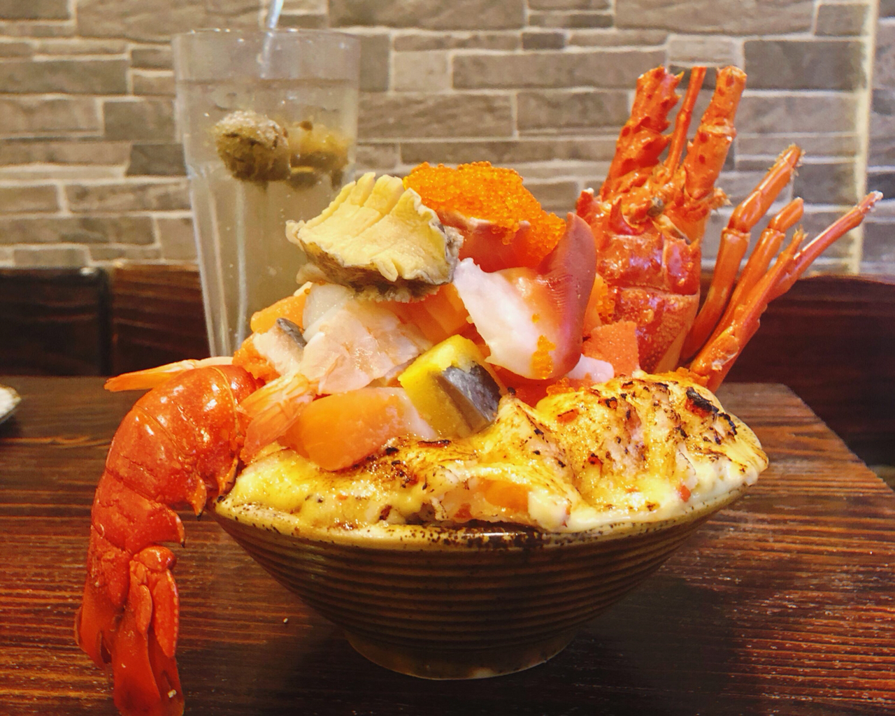 超大的芝士龙虾饭,秀色可餐,舌尖上的美食啊._新浪看点