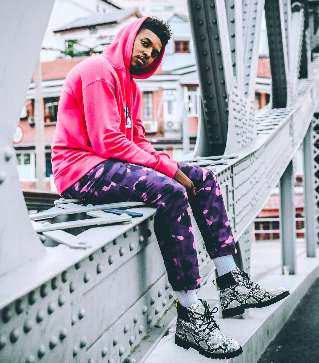 尼克杨今天找到工作了吗?