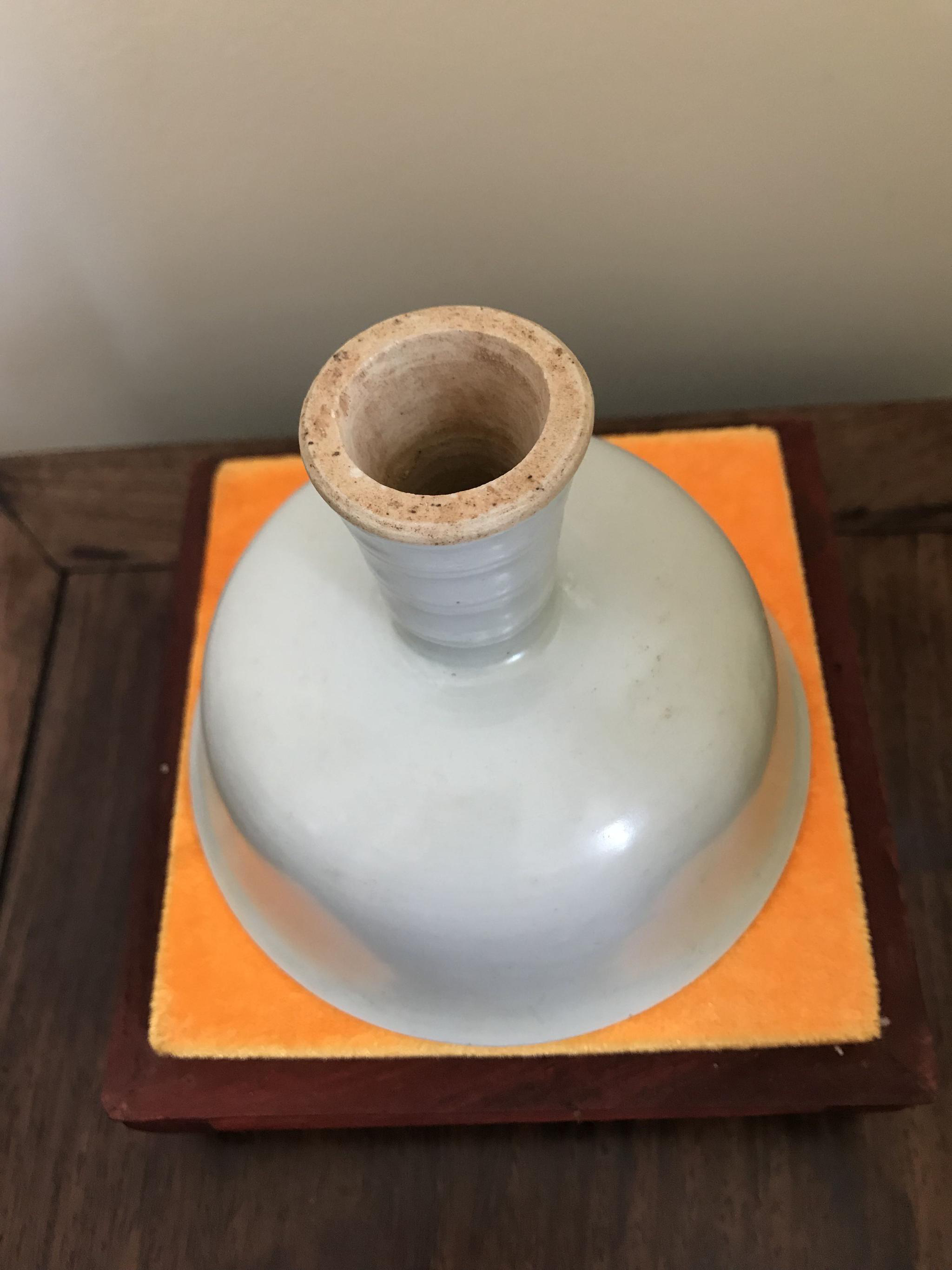 元代枢府釉高足杯欣赏