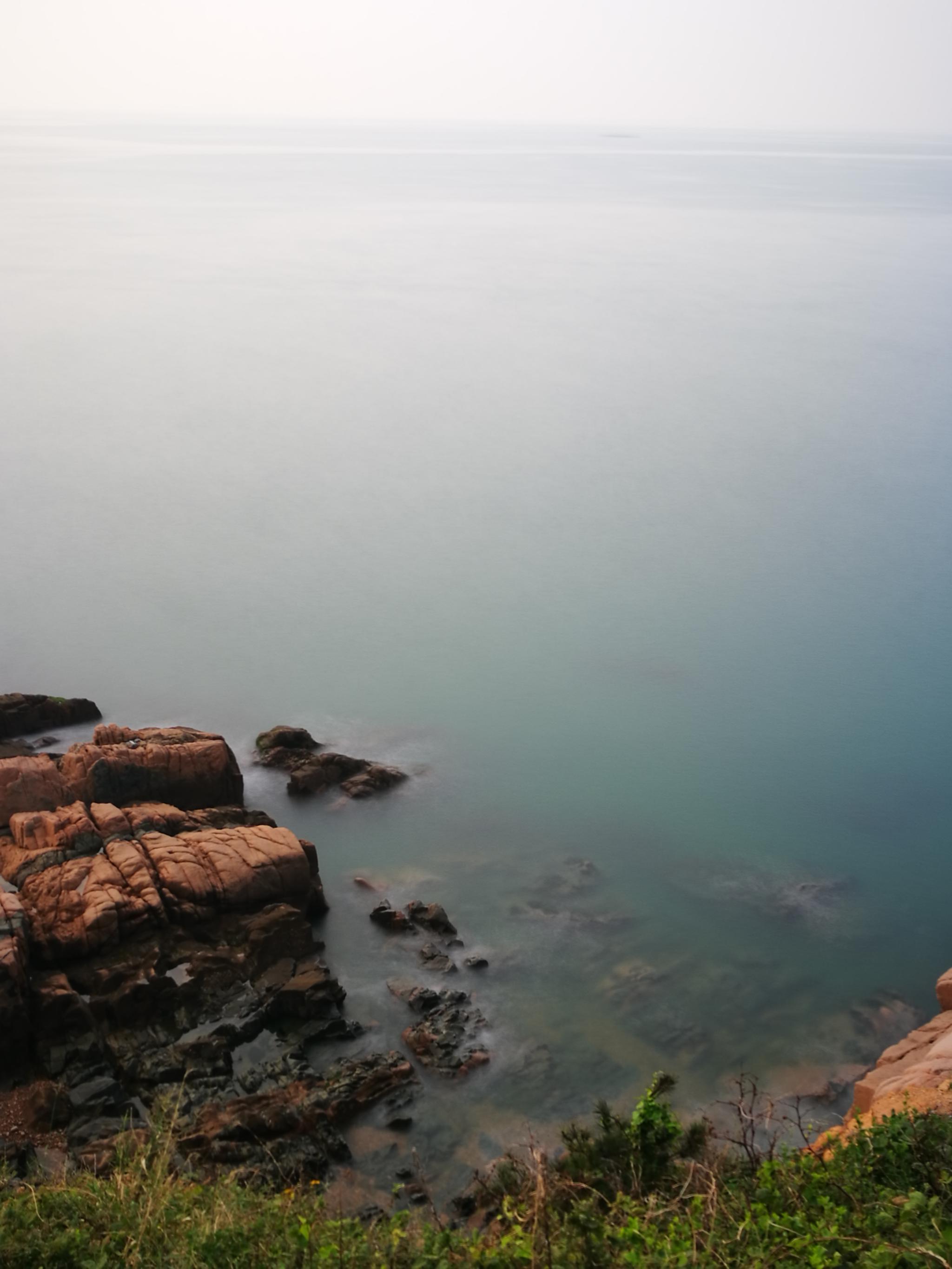 【手机摄影图集】岸边礁石