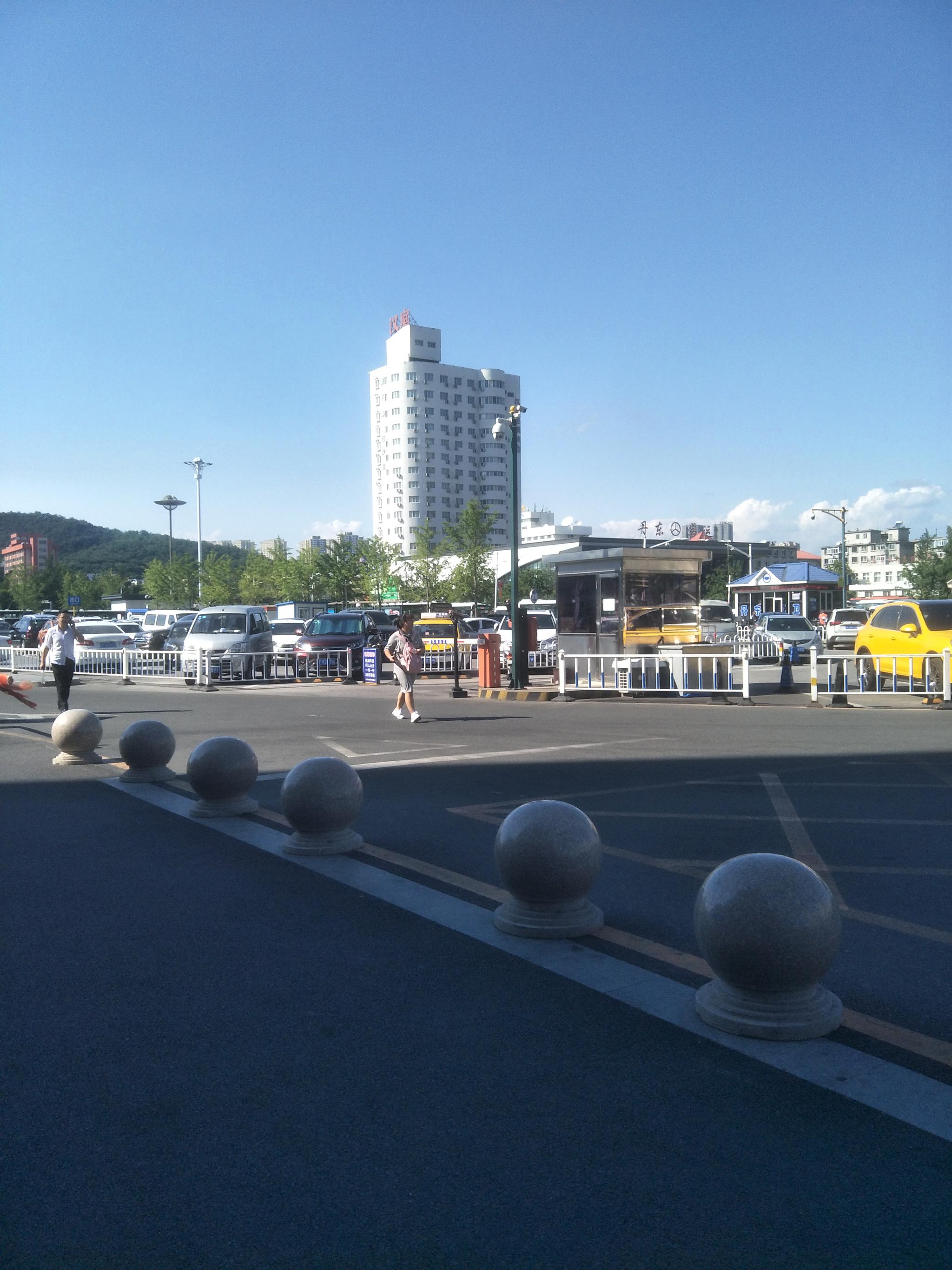 丹东火车站附近建筑