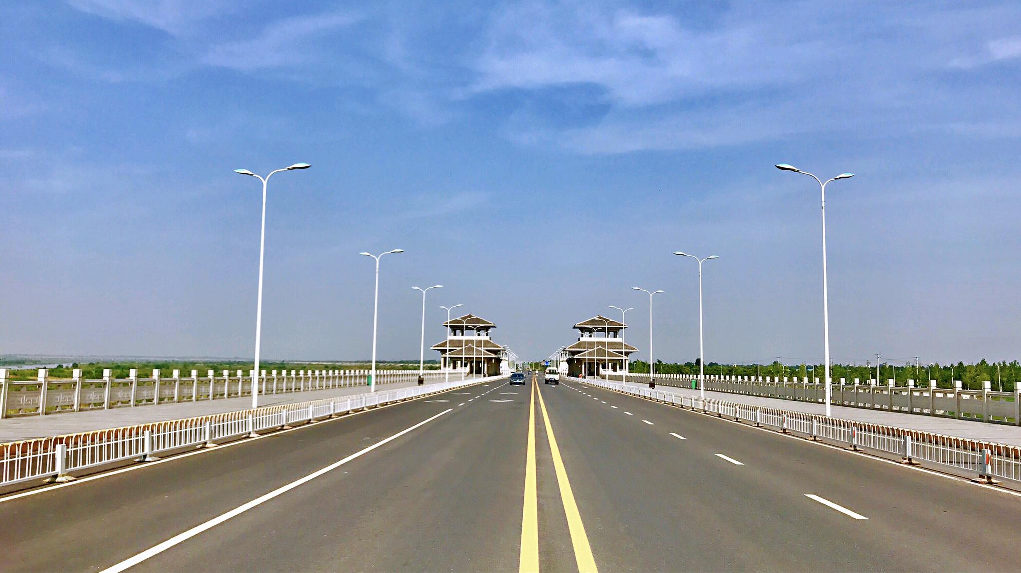 西安高陵渭河大桥图片