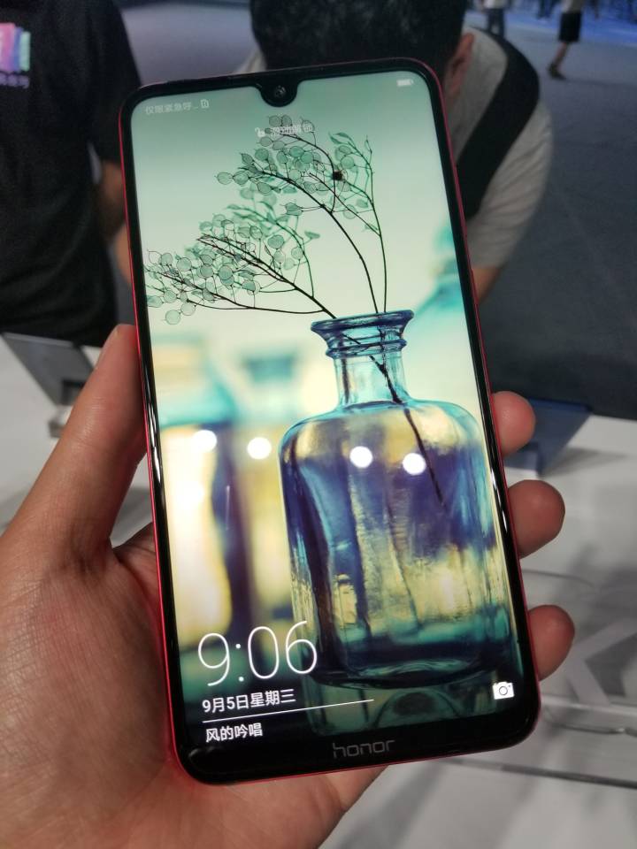 大屏大视野 荣耀8x max图赏