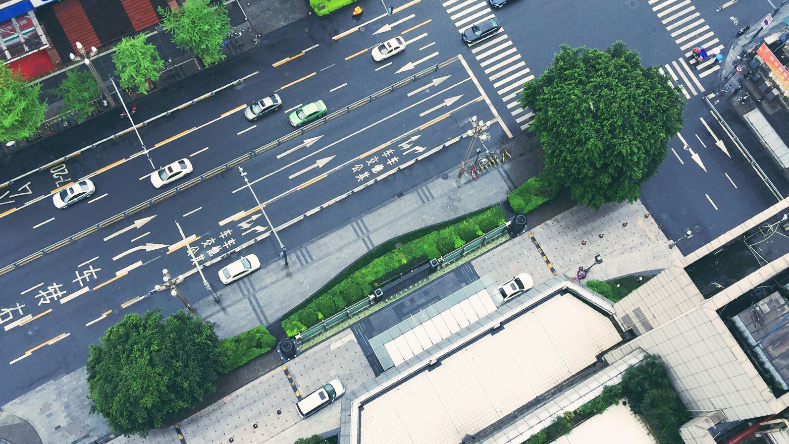 照酒店备品洗手间洗手间一角从房间俯瞰成都街道酒店行政酒廊早餐面条