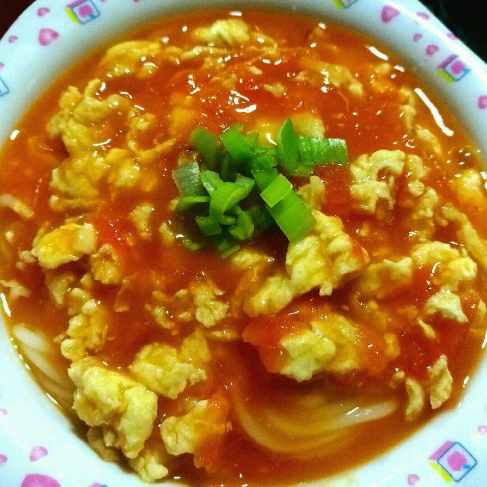 家常西红柿打卤面, 鸡蛋想要做的嫩滑其实是有技巧的哟