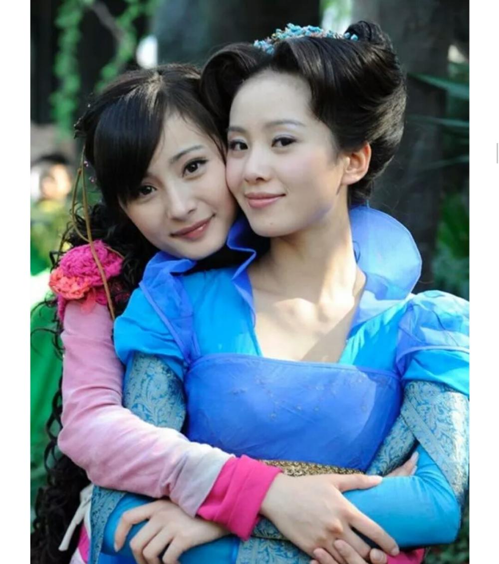 微博之夜四小花旦合照争艳,是心机比美还是真闺蜜情?