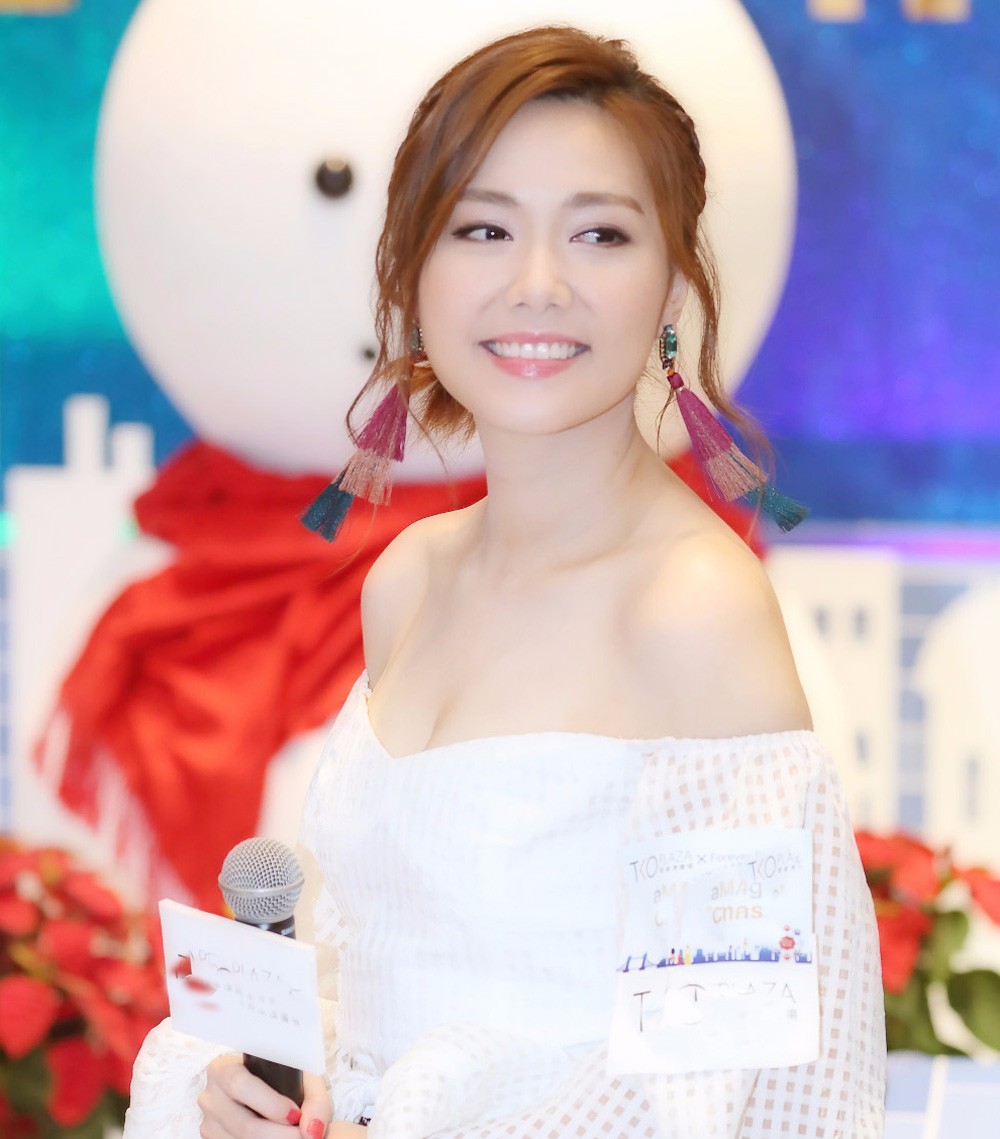 她爸是汤镇宗叔叔是汤镇业|汤镇宗|汤洛雯|汤镇业_新浪新闻