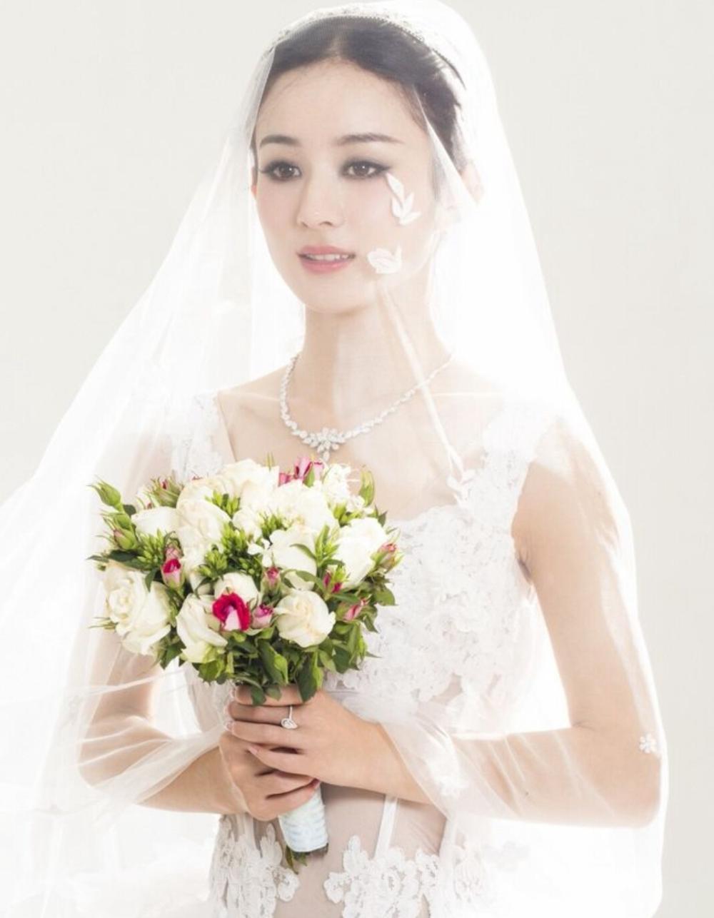 当娱乐圈单身女星穿上婚纱,网友:看到迪丽热巴就想嫁|婚纱照|单身