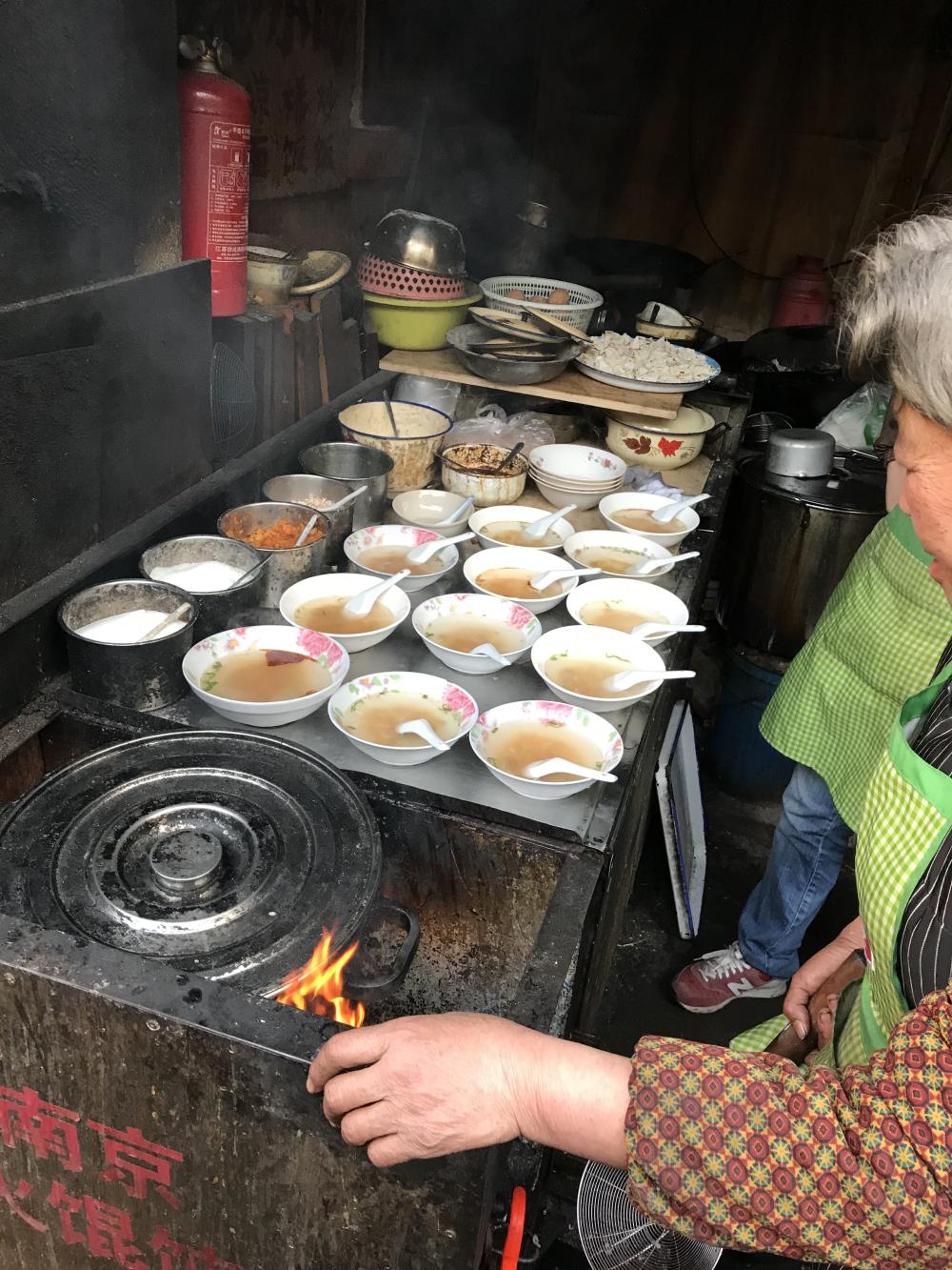 柴火馄饨,是记忆中亲人爱的味道!