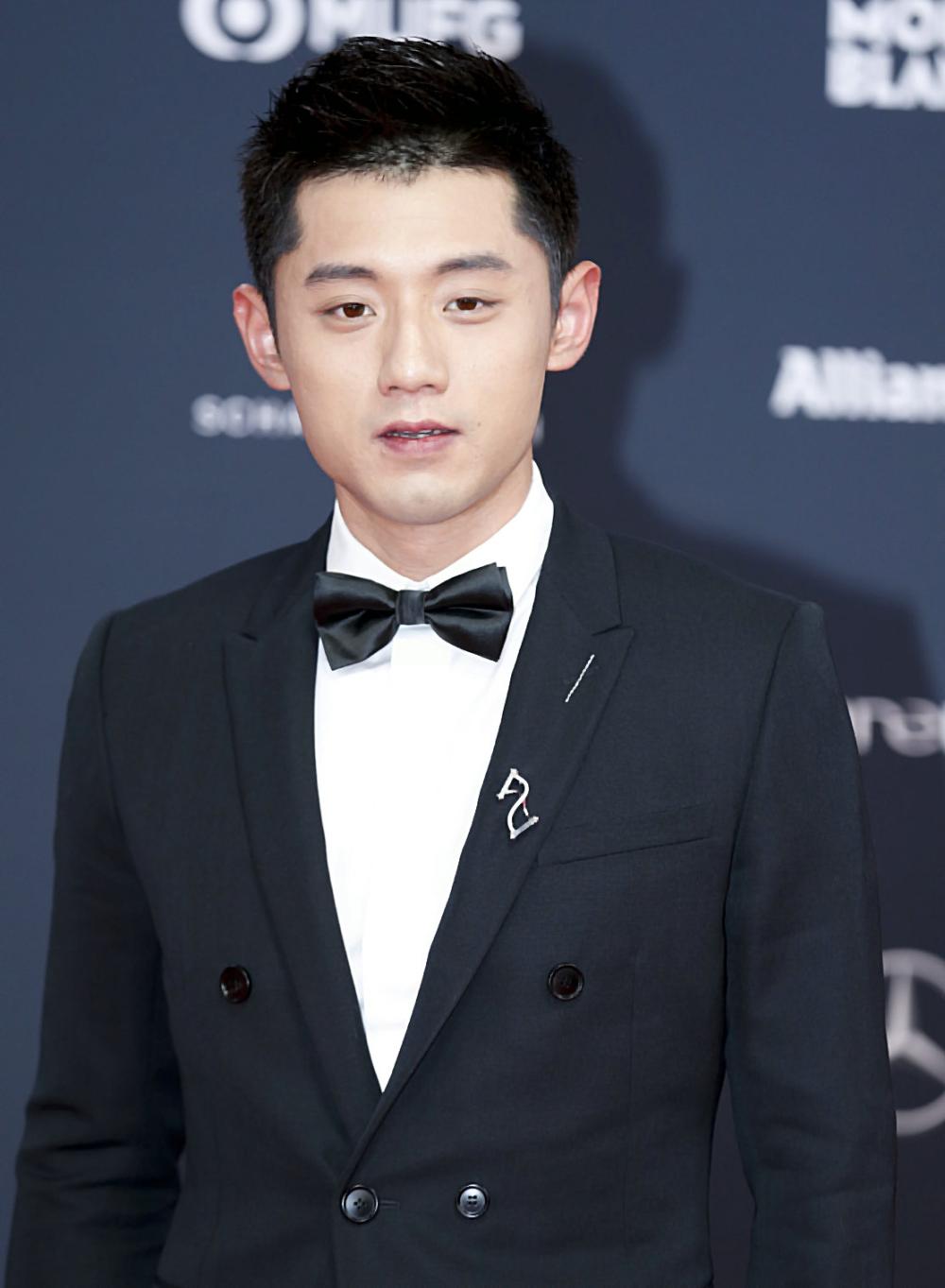 张继科结缘乒乓26载历尽艰辛写传奇