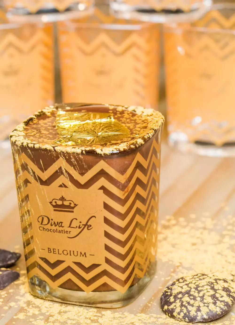 大陆首家这块比利时皇室巧克力让萧敬腾黄晓明深夜偷吃