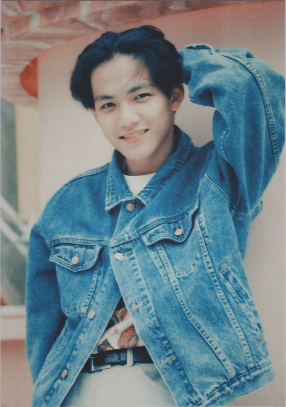 朋友圈都在晒18岁,看看小太阳钟汉良的青葱岁月!