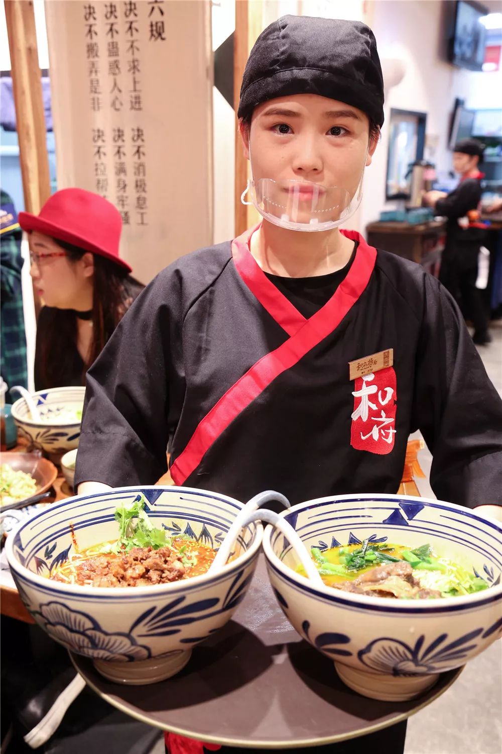 "书"式慢享,在中式书房中慢食一碗热腾腾的和府捞面