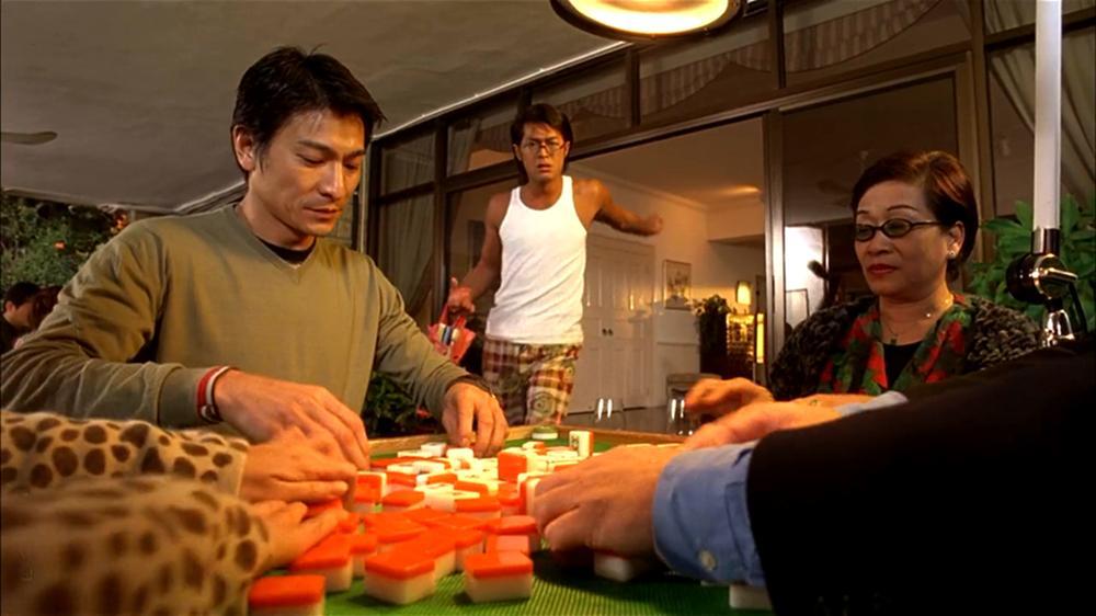 却是以打麻将为主的.