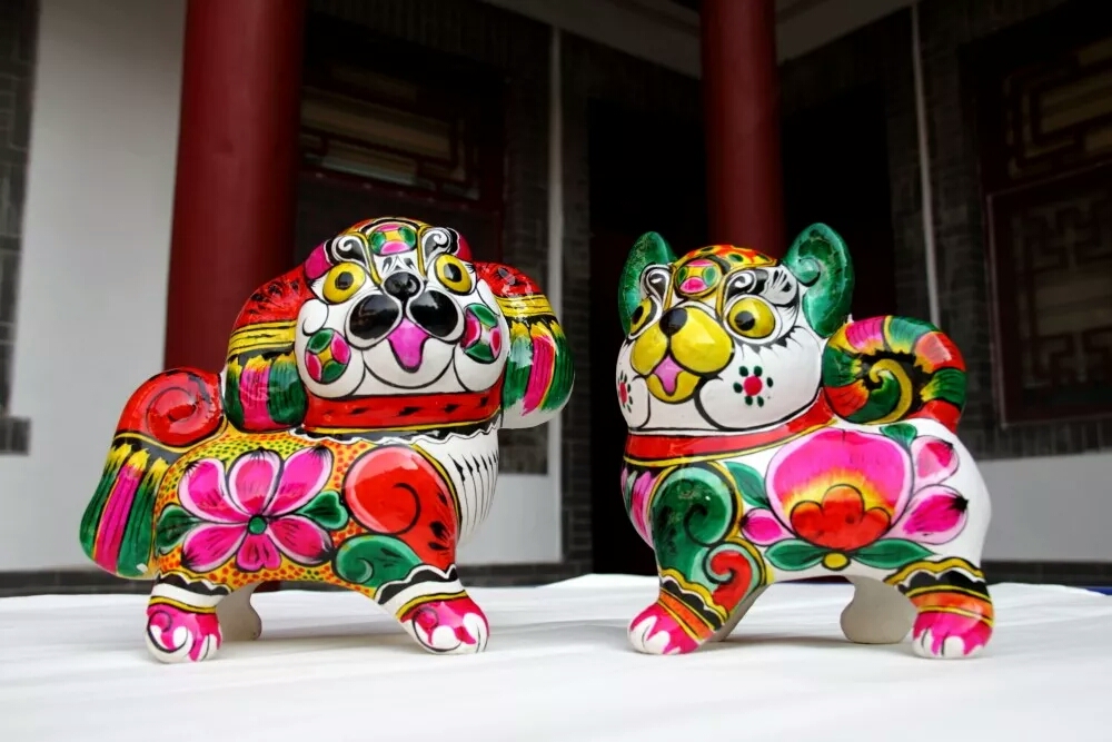 陕西宝鸡市凤翔2018年泥塑"旺财"来了!