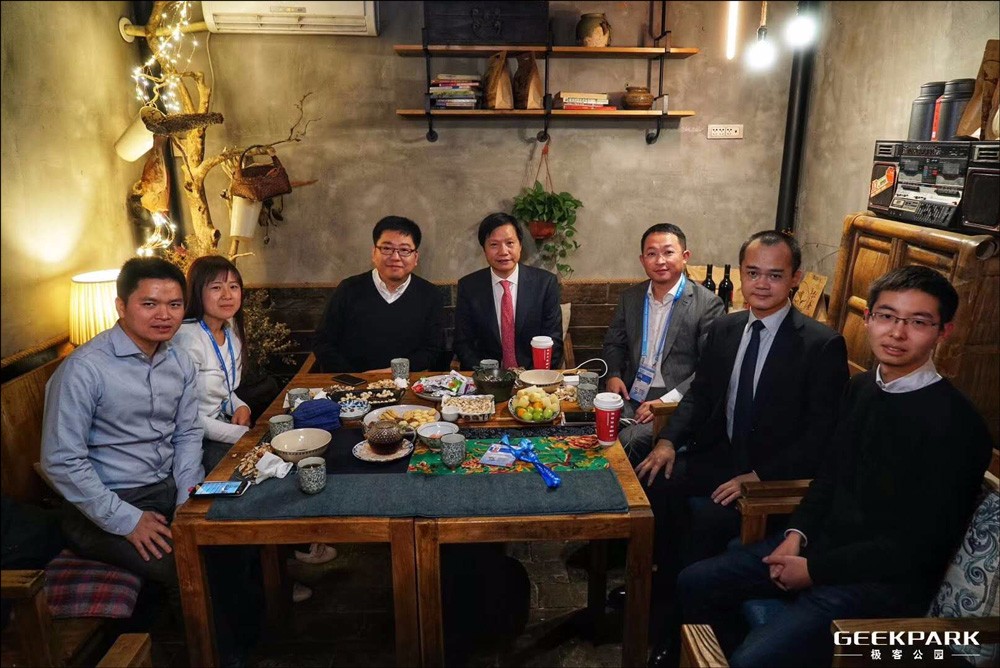 盘点乌镇互联网大会10位大佬:马云带夜宵丁磊称酒量好雷军在拼酒