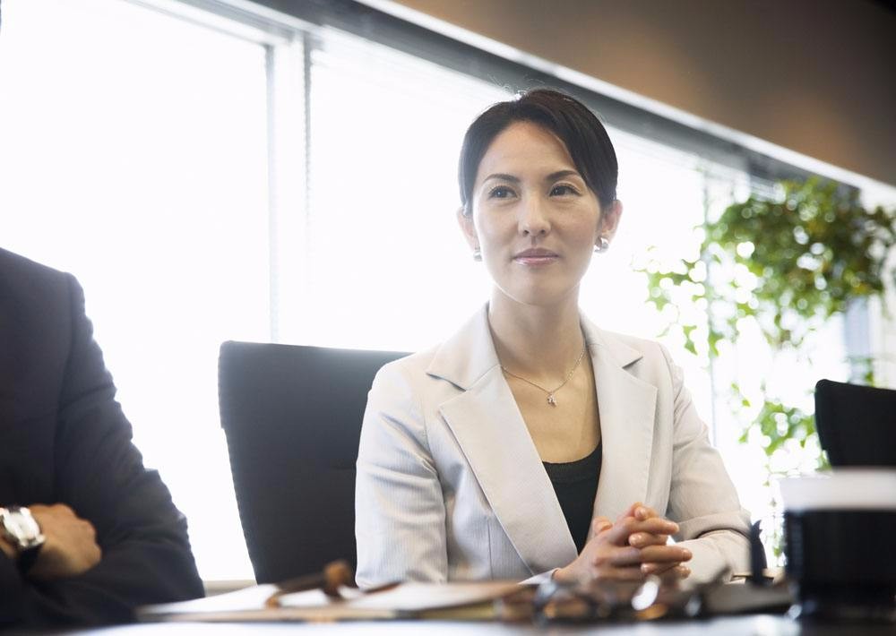 上海48岁女股神:"分时选股"唯一100%赚钱指标,股市就是提款机