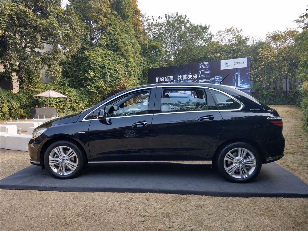 网约车也要赶潮流腾势1000辆纯电动车上线首汽约车