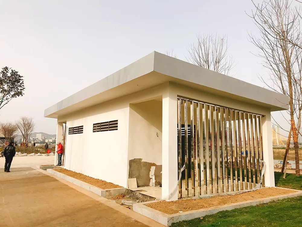 特色建筑 江东大道美化后,带给市民们的不仅是更养眼且宽敞的路面