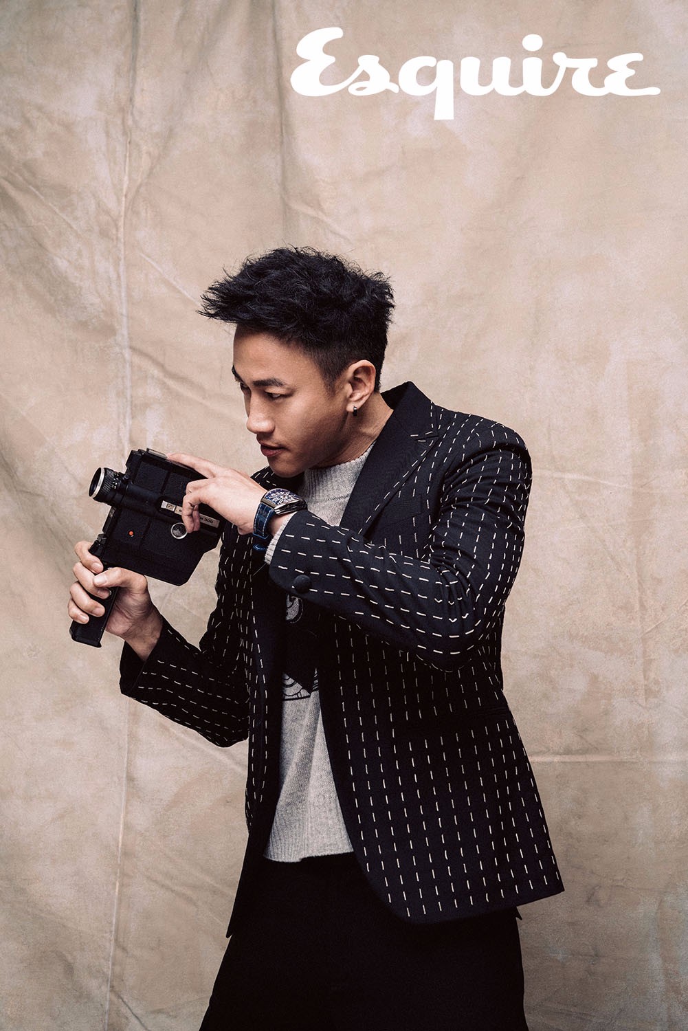 成为导演的何润东,只是亦师亦友的暖男