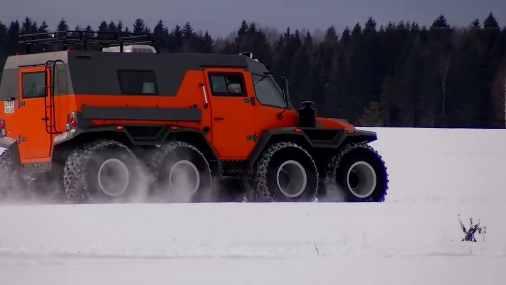 俄罗斯ШАМАН 8x8测试,全地形车中的佼佼者