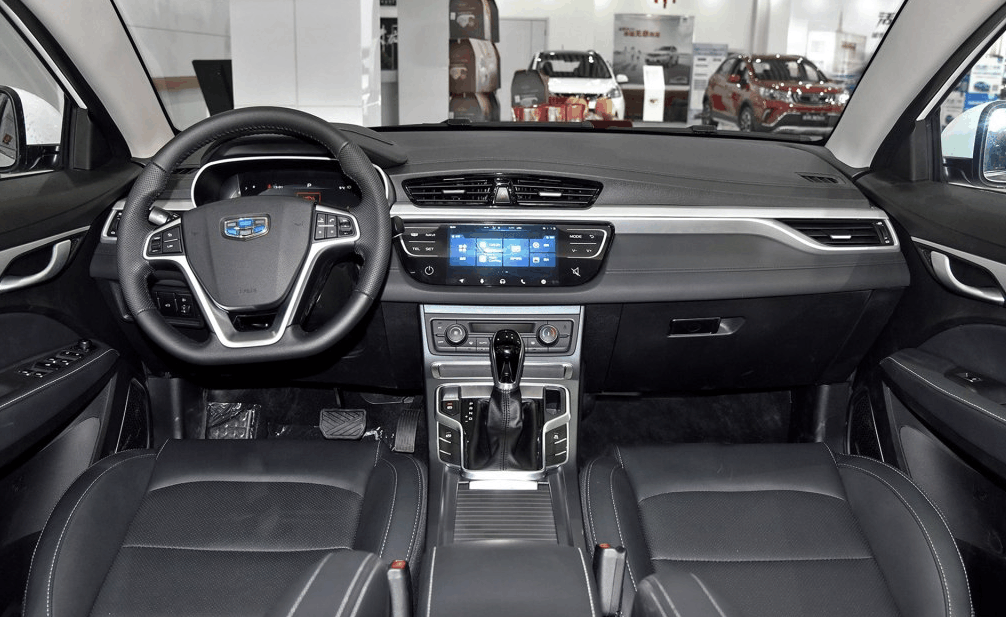 定义7-10万 a 级轿车新标杆 车主交全新帝豪订车作业