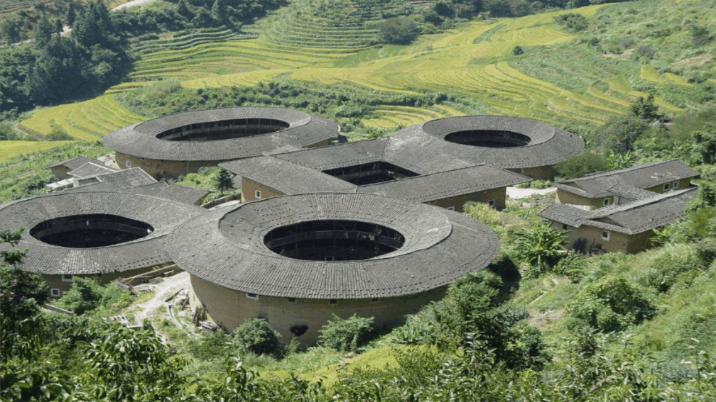 中国这房子土匪不敢攻火都烧不坏美国曾误认为是秘密基地