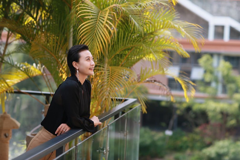 生活,艺术,房地产项目都在阎娜的运作下都融和的非常恰到好处.