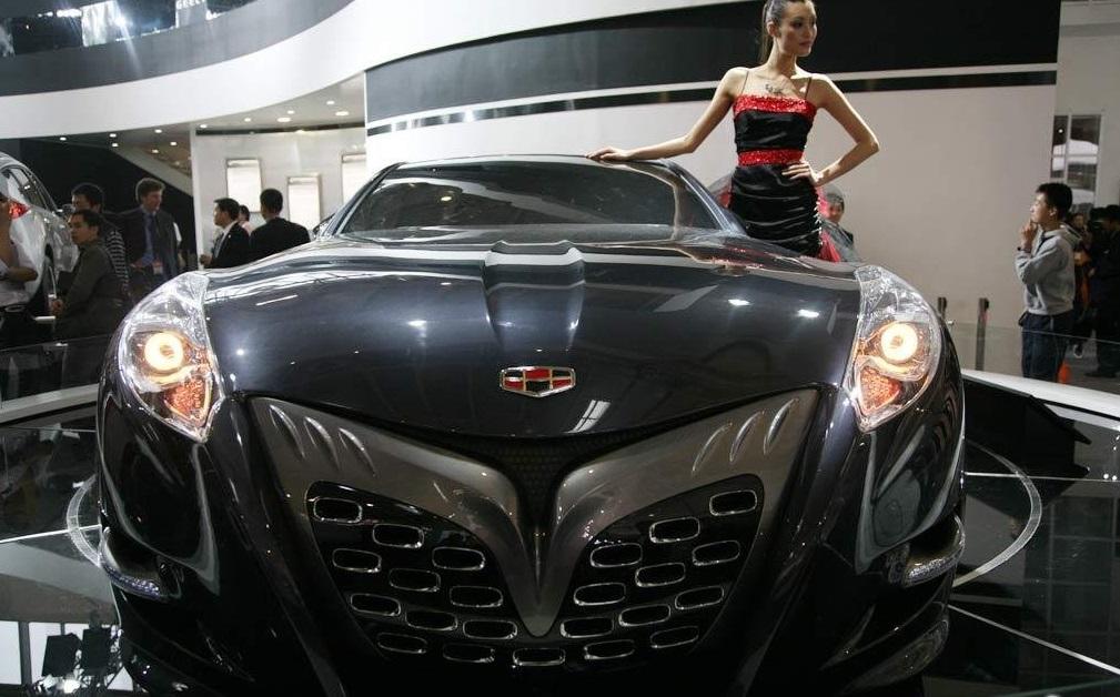 其中,吉利汽车有一款代号为geely gt的概念跑车首次亮相,这款概念车