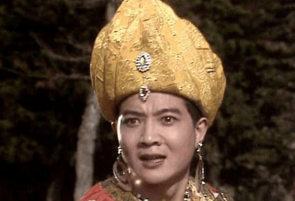 此外,还有"玉华州传艺"那一集里,悟空三兄弟爱嘚瑟,显摆完了武器显摆