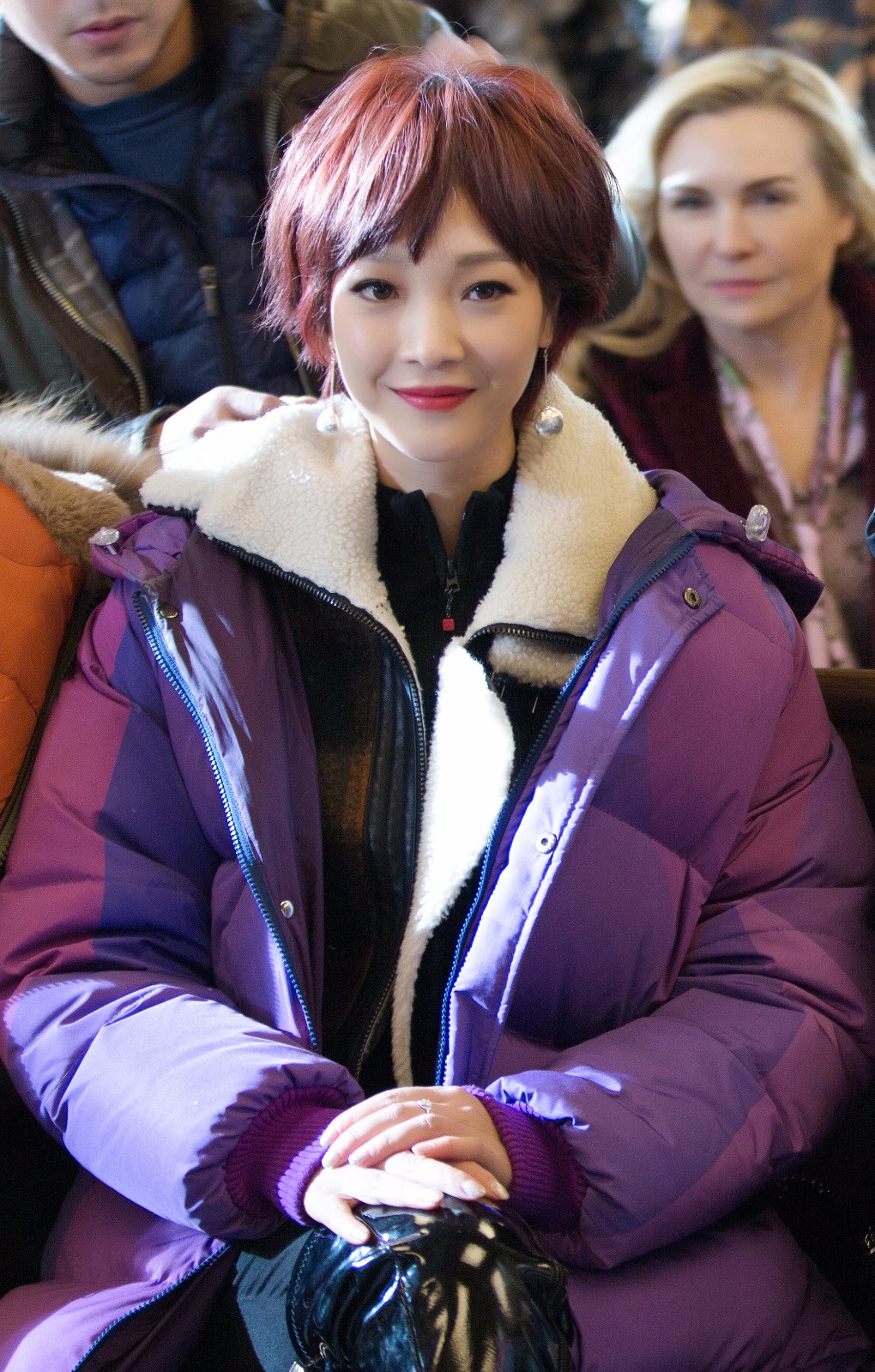 欢瑞世纪,光芒影业,纸兵工作室,芝麻娱乐出品的大型青春励志电视剧