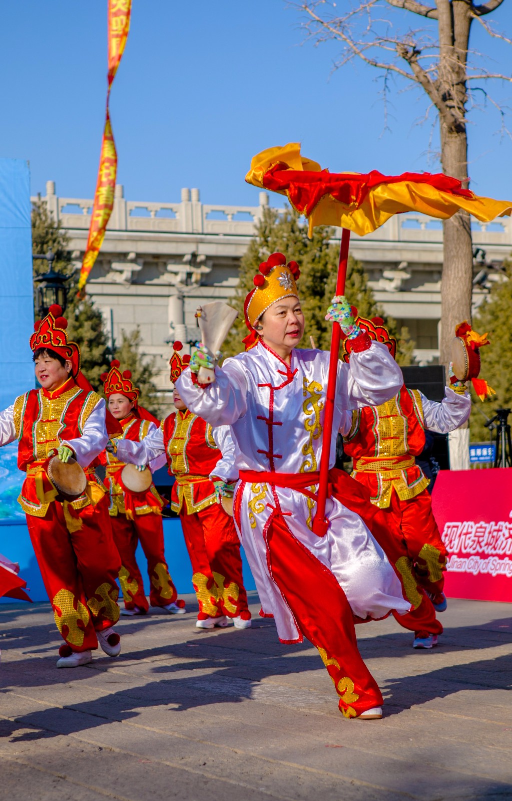 商河鼓子秧歌助兴最美泉水冬游赛