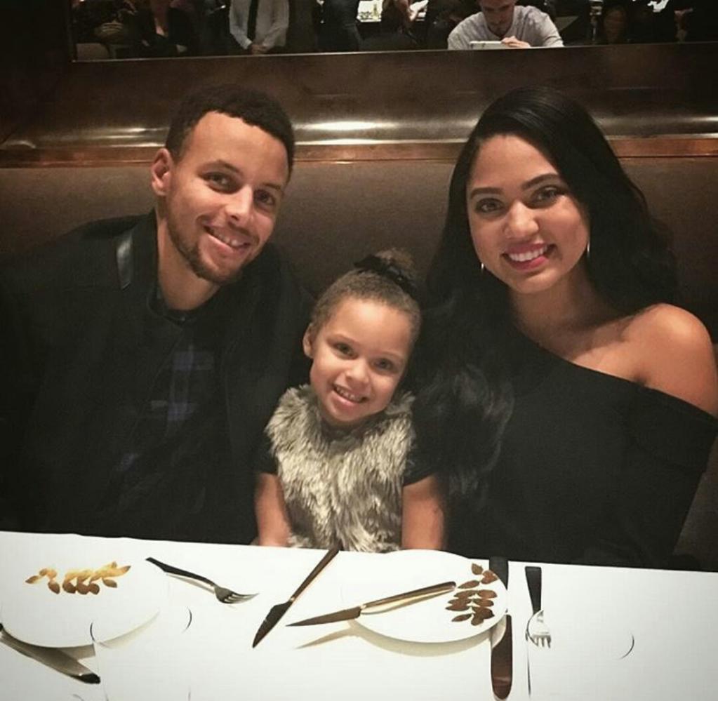 库里家人系列图集, 库里小女孩好萌