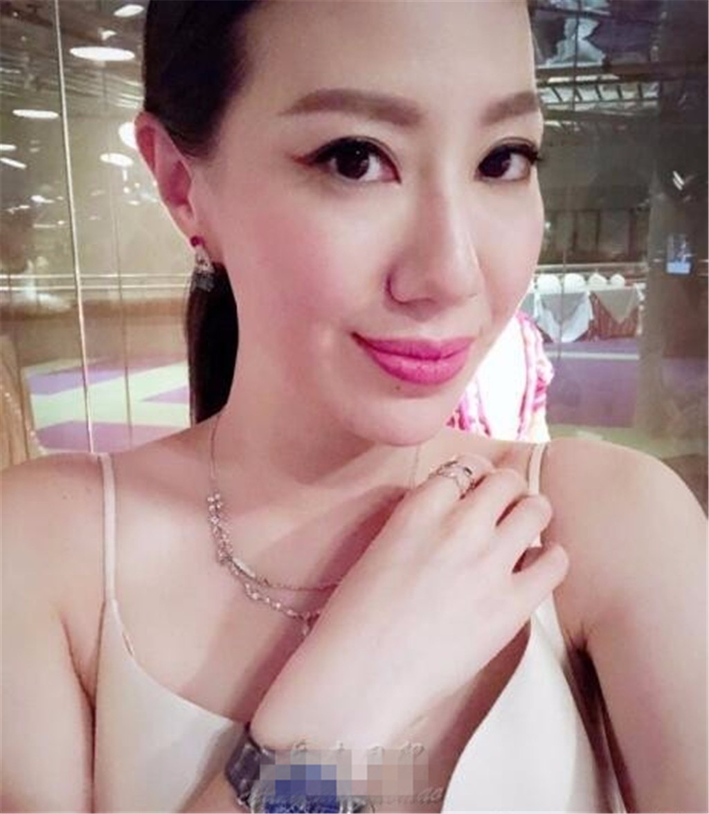 汪诗诗未ps生活照曝光,网友:甄子丹喜欢这样的女人
