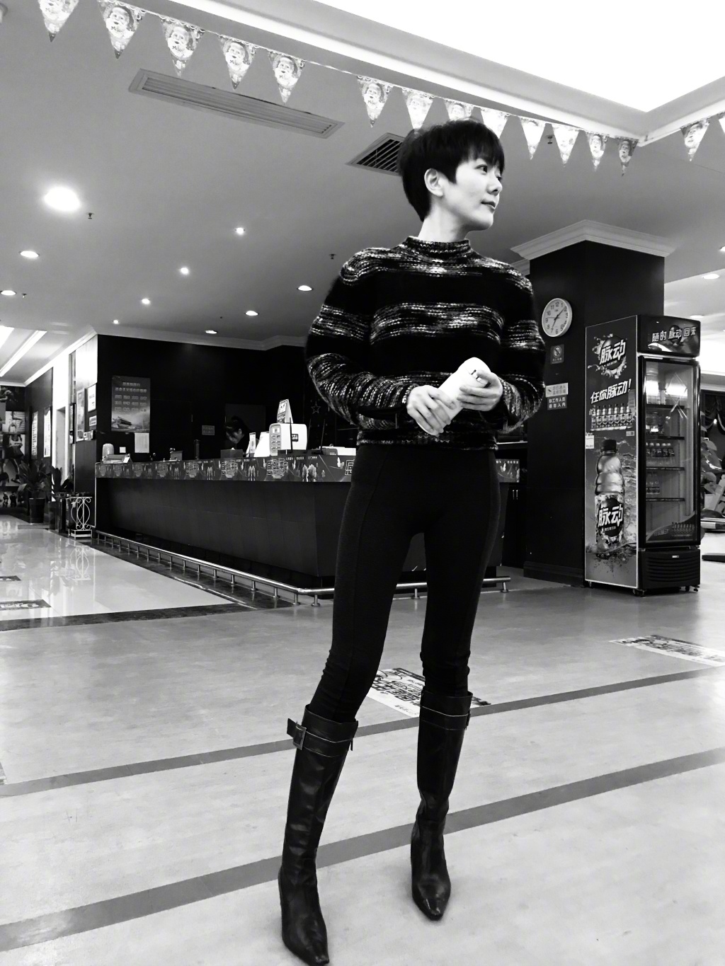 汪涵老婆杨乐乐回应秃头一事:没那么恐怖一切都会好起来