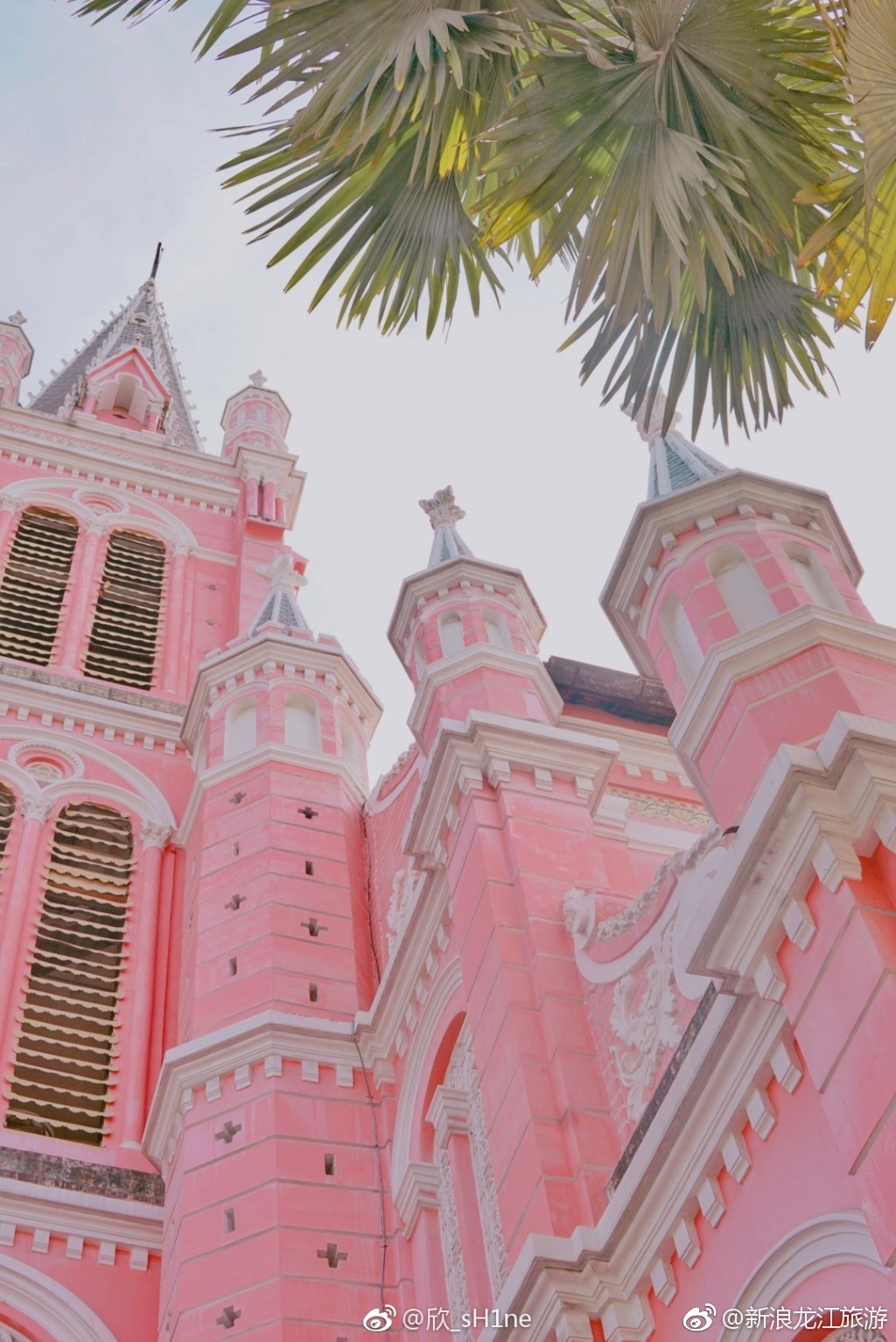 胡志明粉红教堂