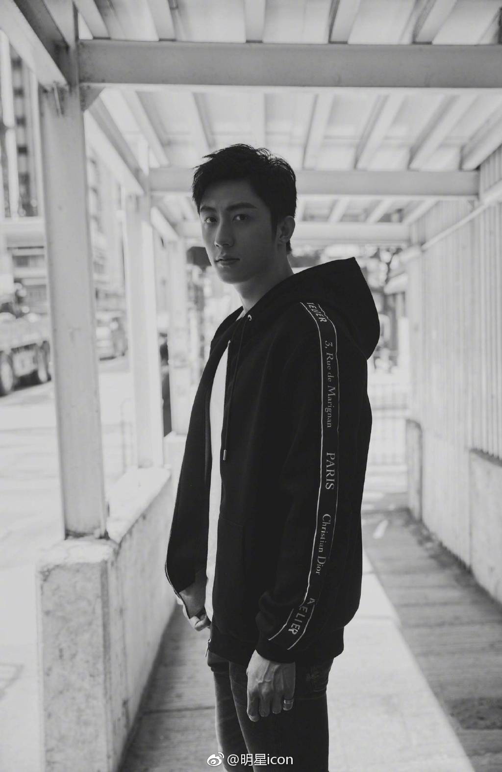 最强蛟龙突击队狙击手顾顺也有如此安静帅气的一面