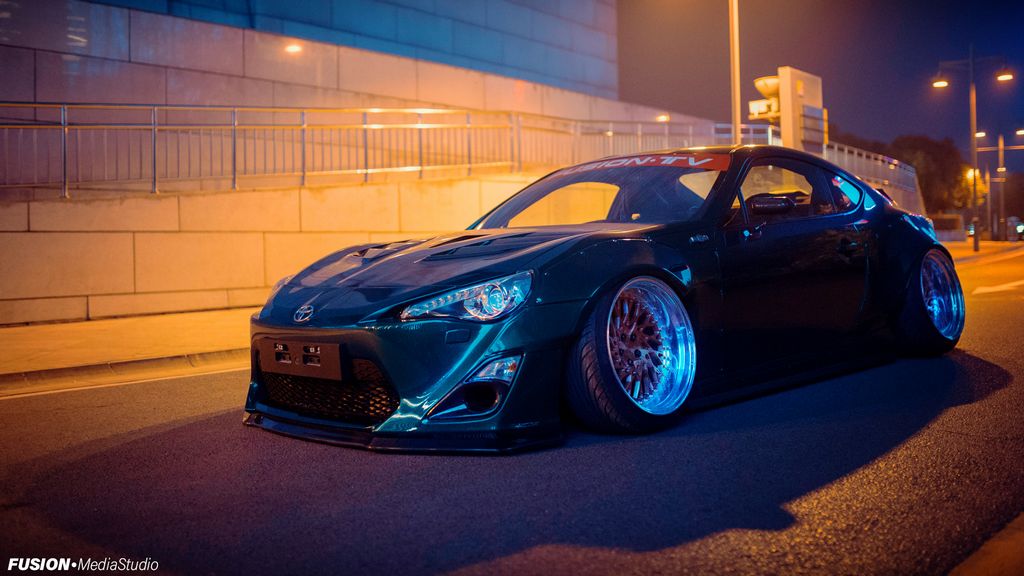 因为从小喜欢车而结识它,西安车友把竞技86改成低趴姿态大王!