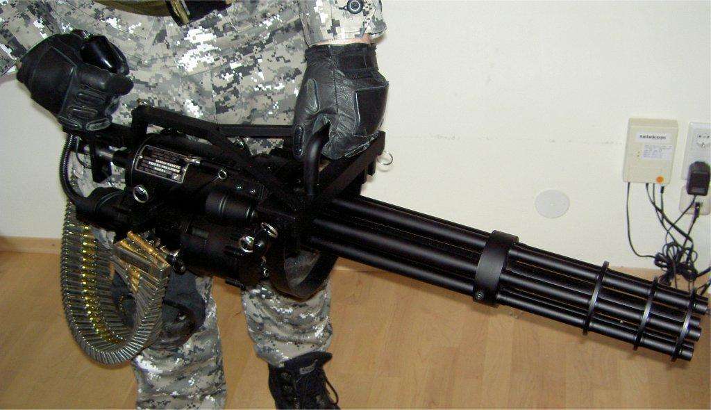 坦克|步枪|加特林_新浪新闻